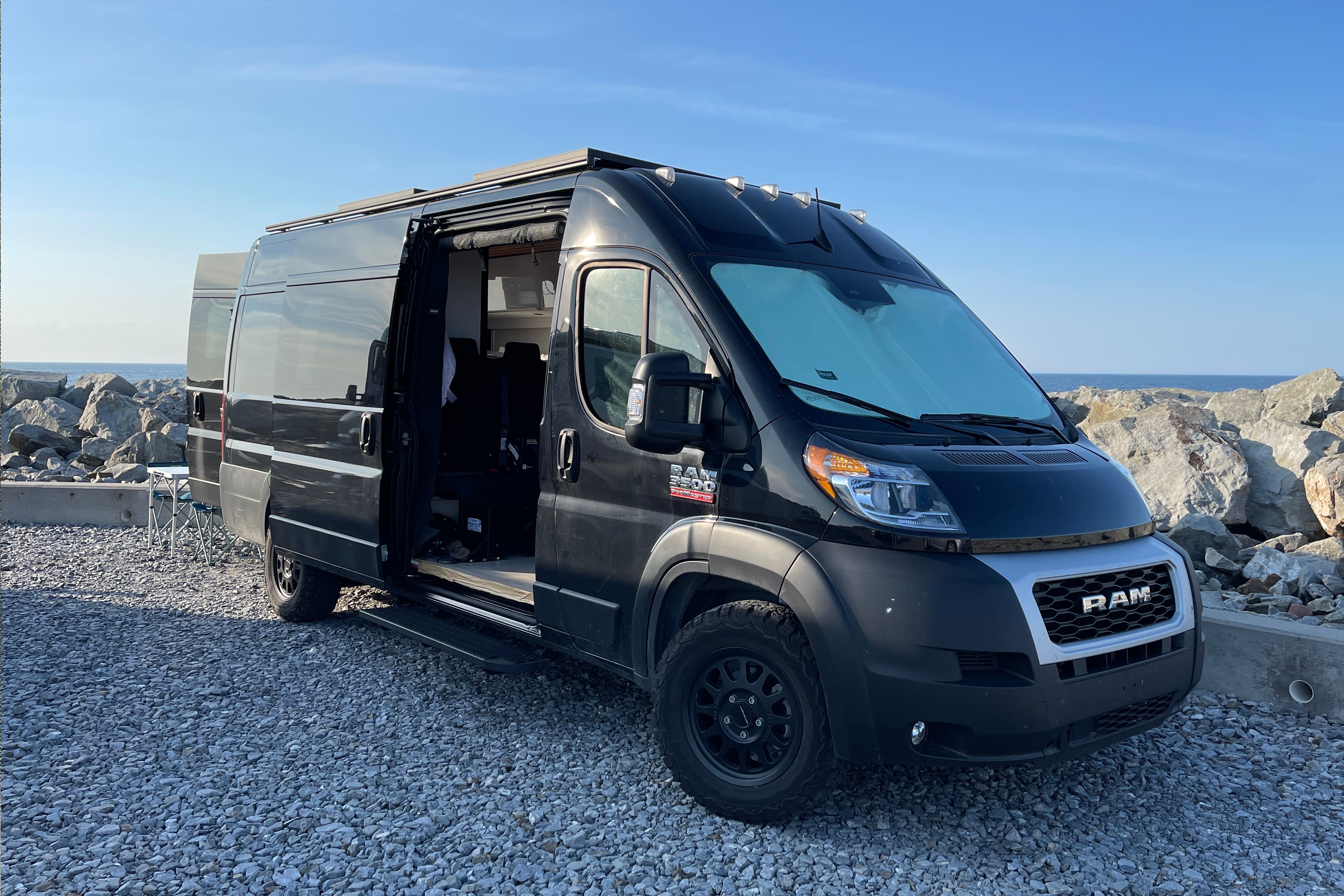 Van-Escapades 22-001 - Promaster 4 places