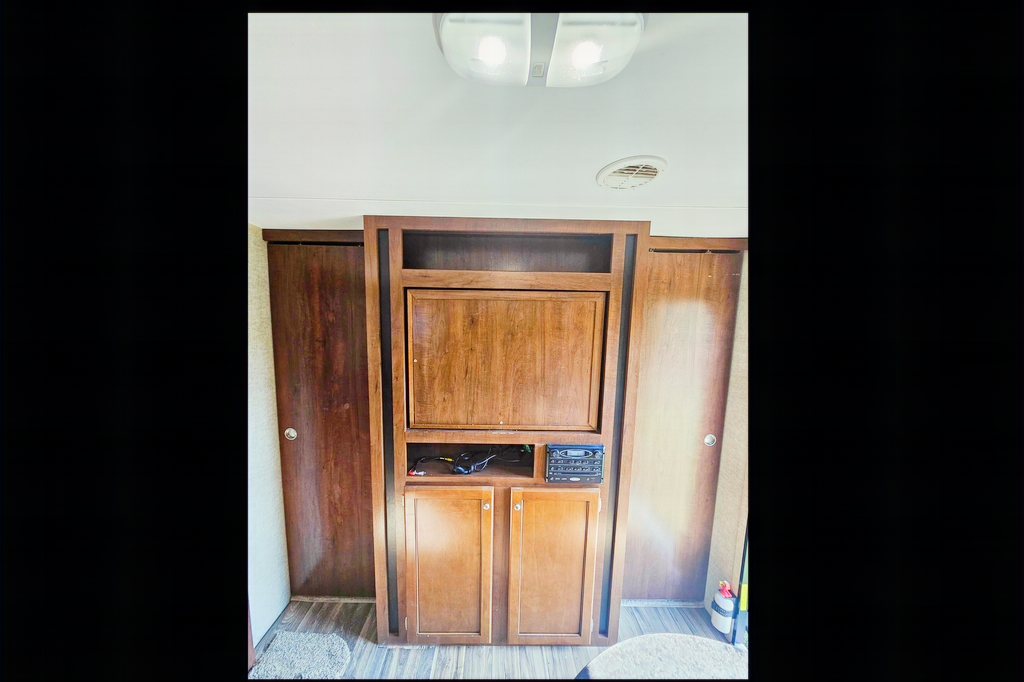 Heartland Prowler 32P BHS Travel Trailer