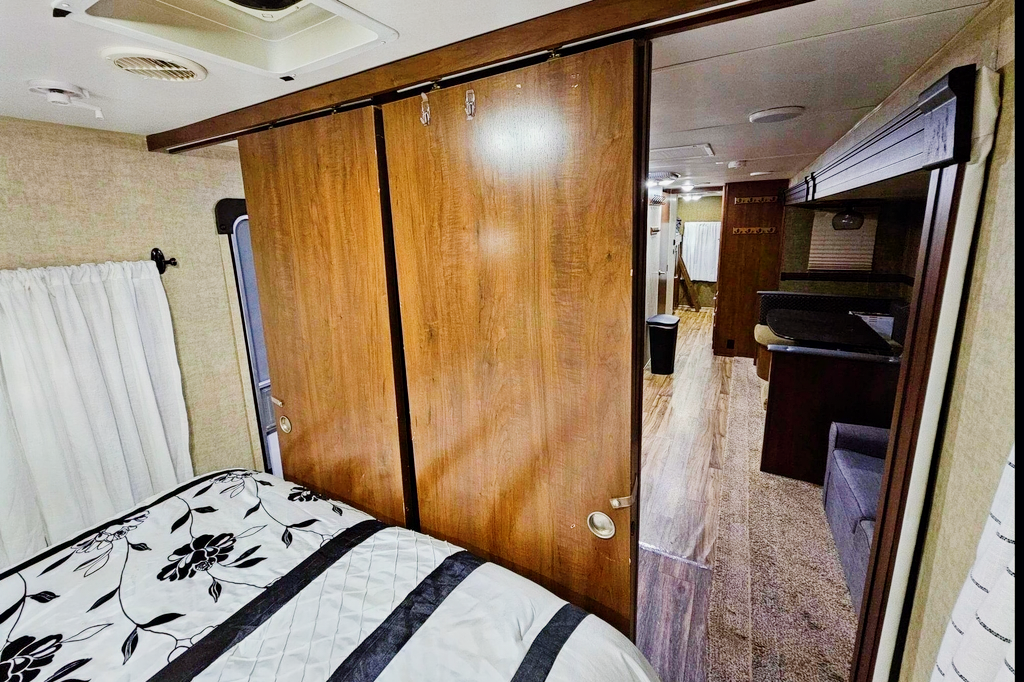 Heartland Prowler 32P BHS Travel Trailer