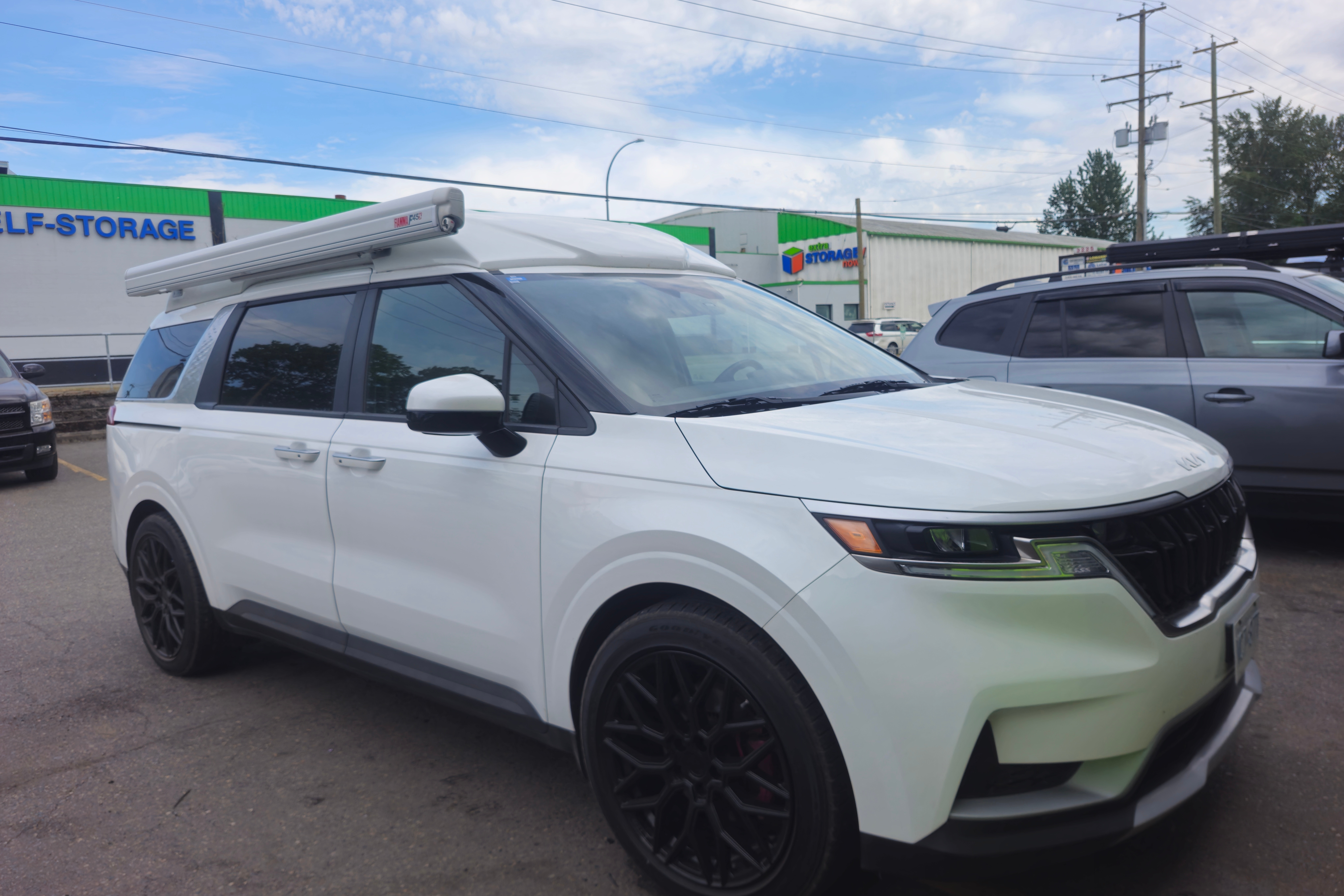 Kia Carnival Campervan