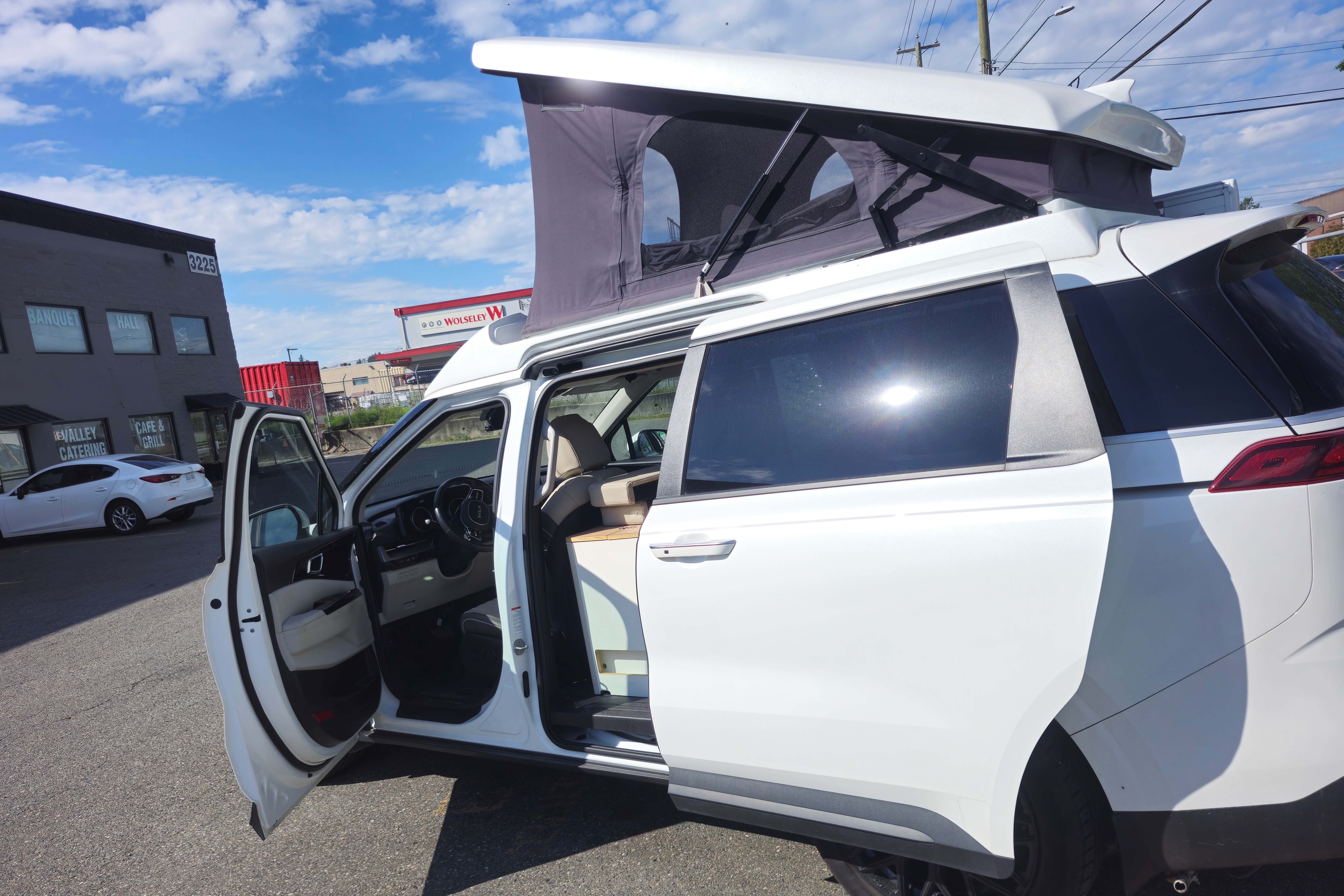 Kia Carnival Campervan