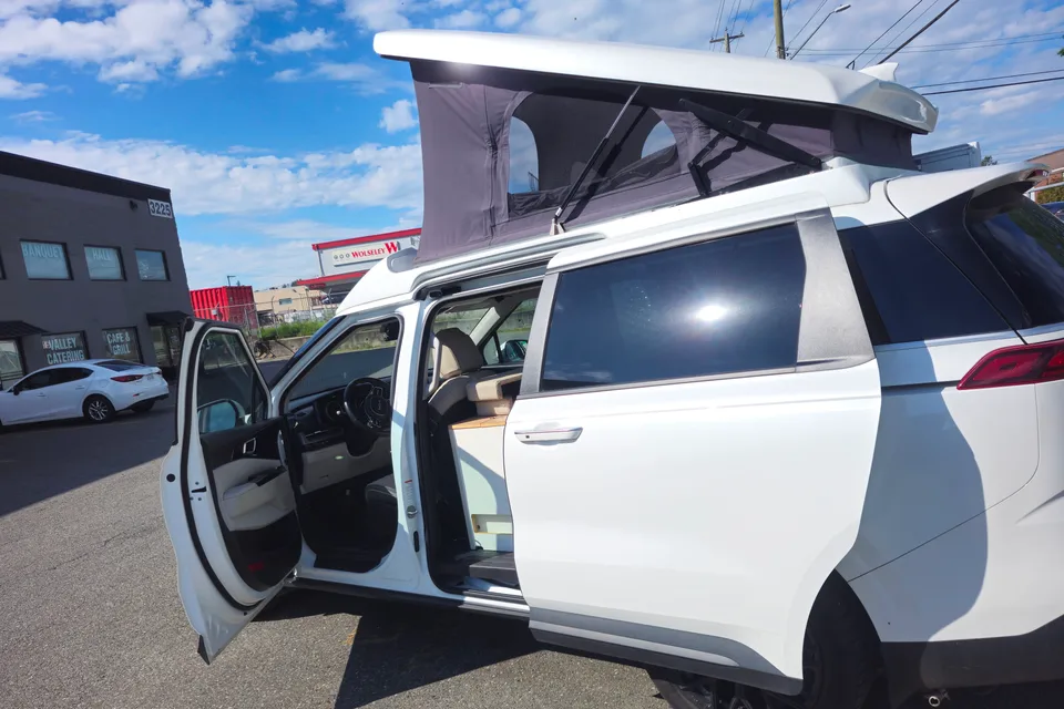 Kia Carnival Campervan