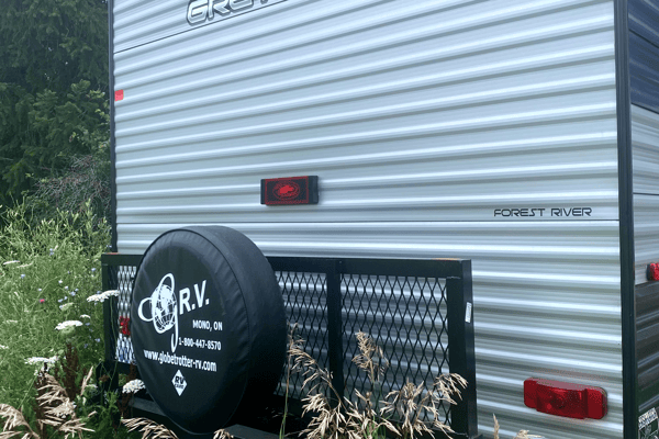 Karish 26 ft grey wolf trailer