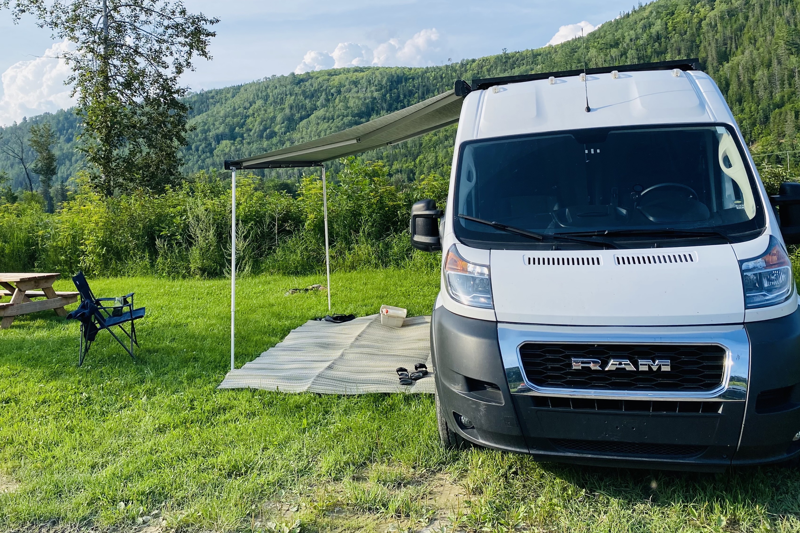 Manon Dodge 3500 Classe B
