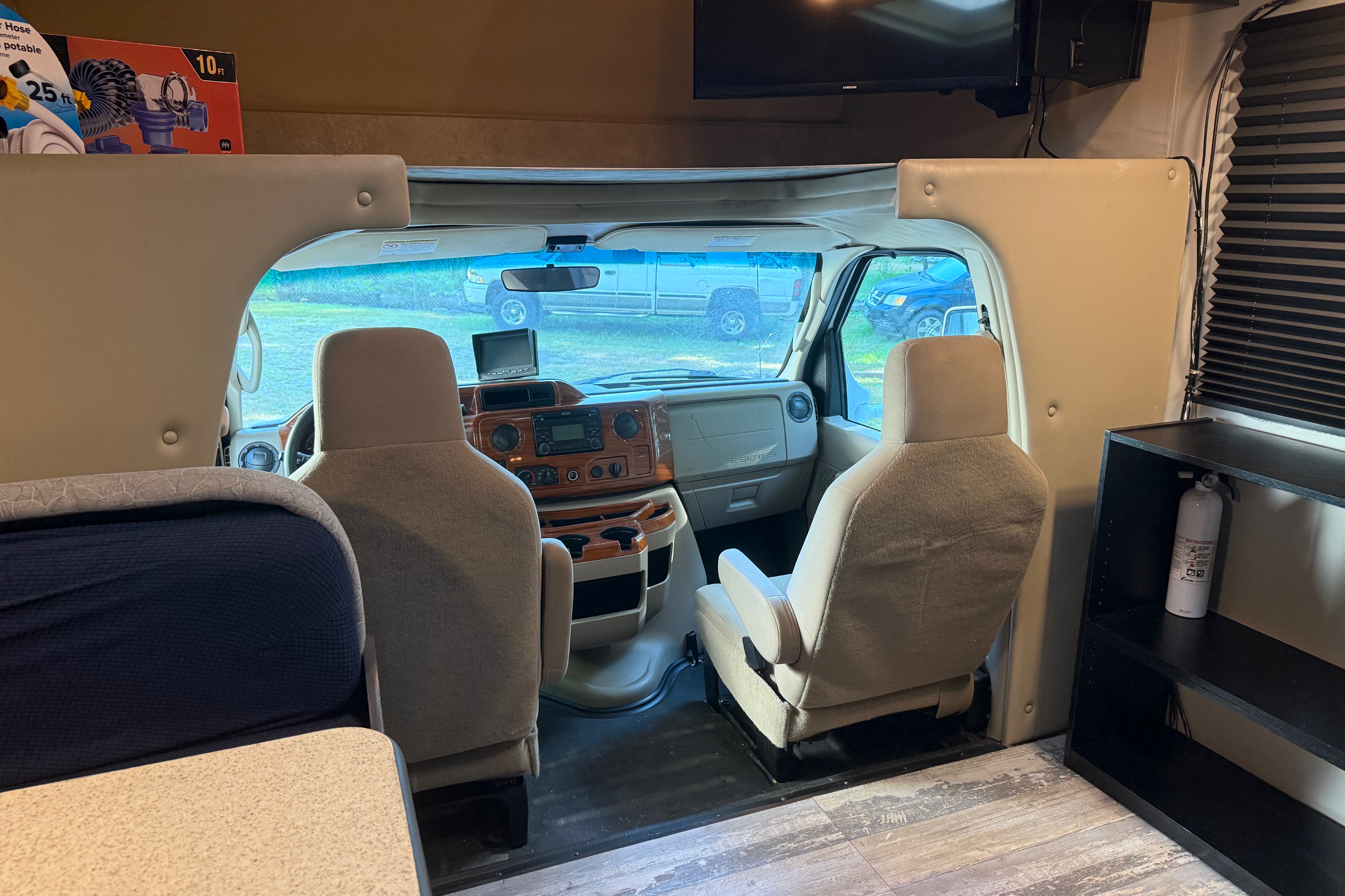 Thor Motor Coach Freedom elite Class C