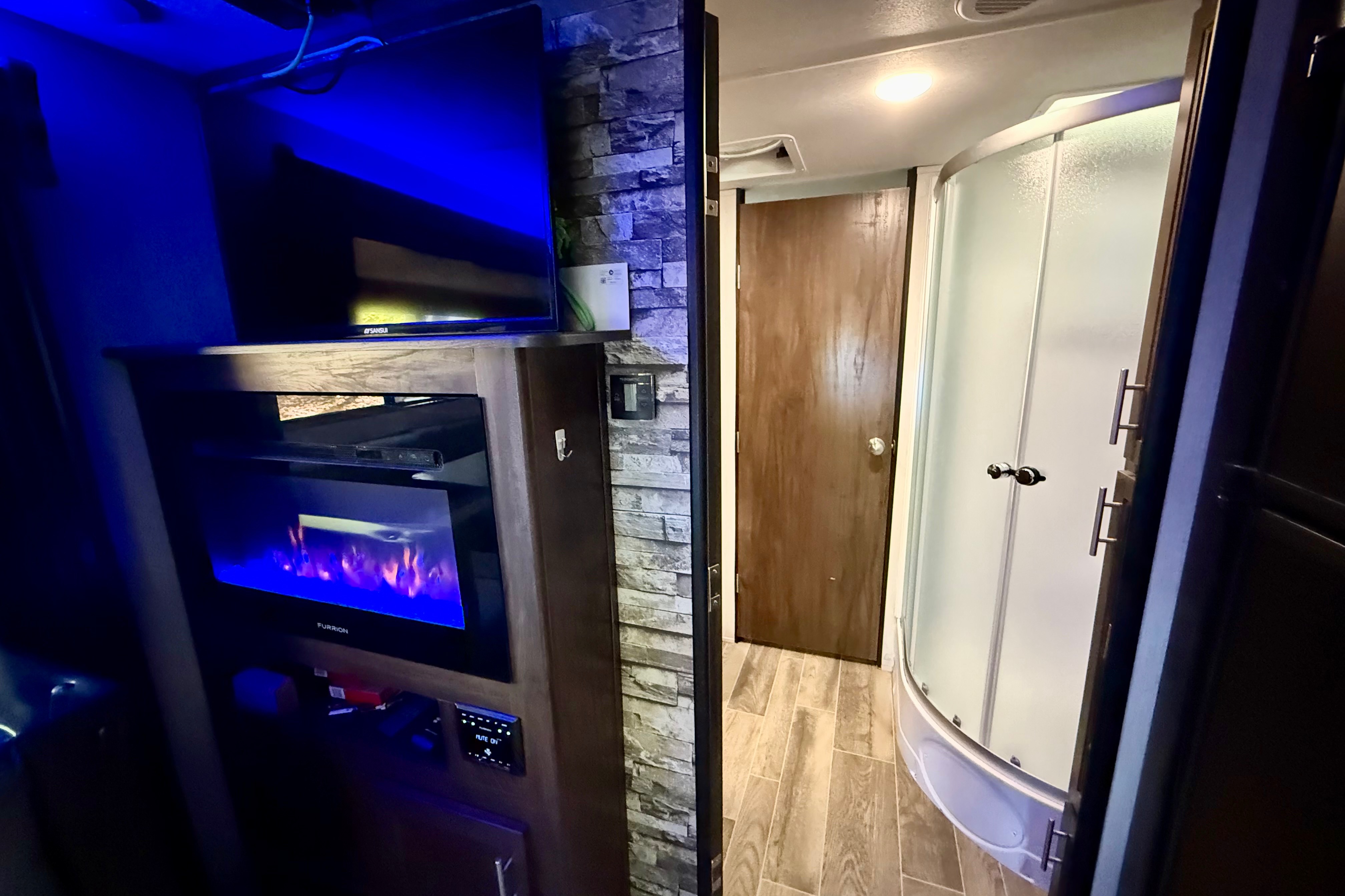 Forest River Cherokee 23mk Travel Trailer