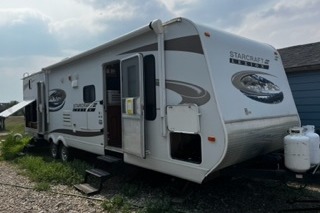Curt's Starcraft lexion Travel Trailer