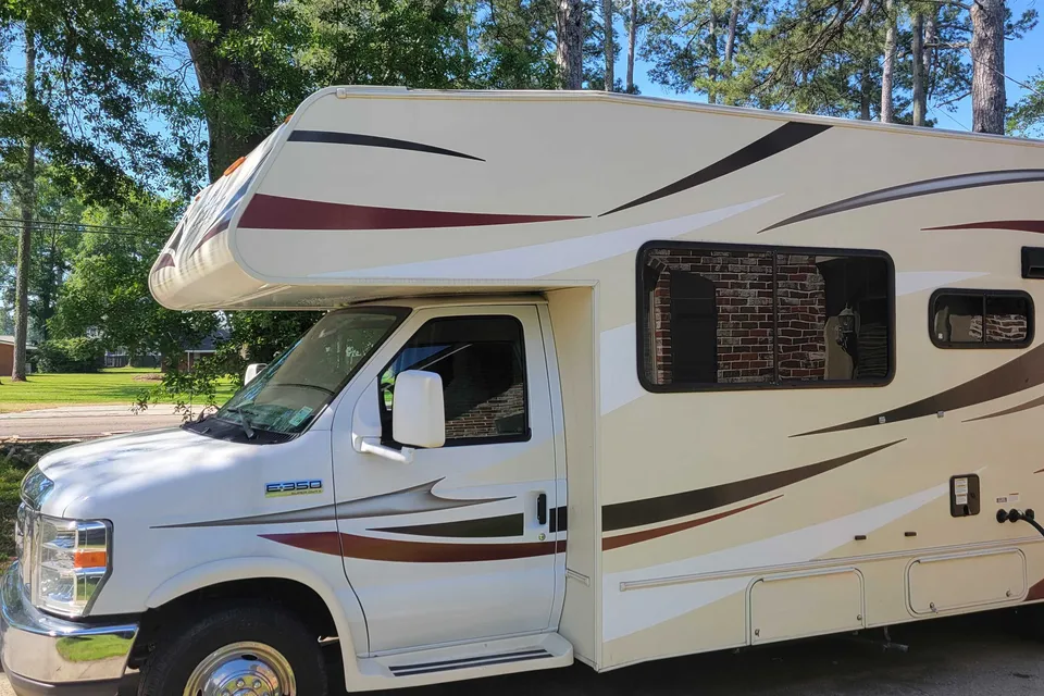 Scot's Coachmen Freelander 27qb Class C