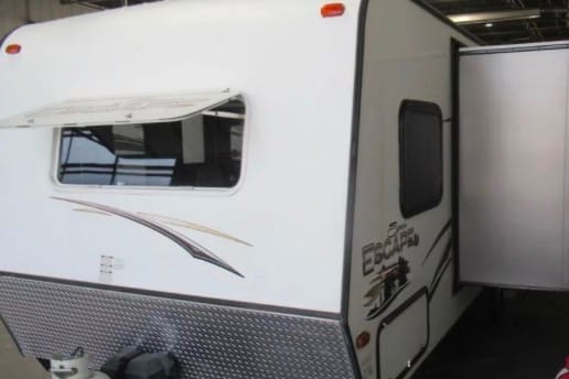 Priddis SUV Towable Family Travel Trailer