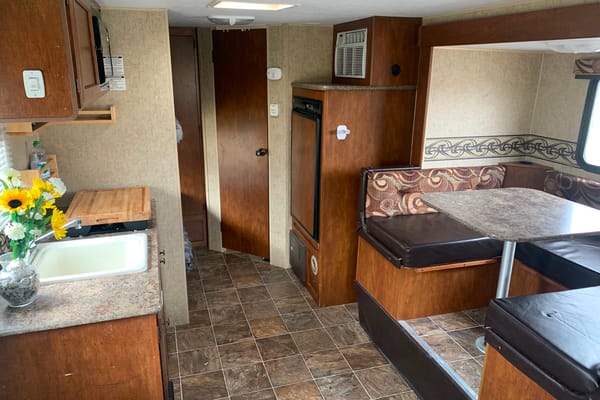 Priddis SUV Towable Family Travel Trailer