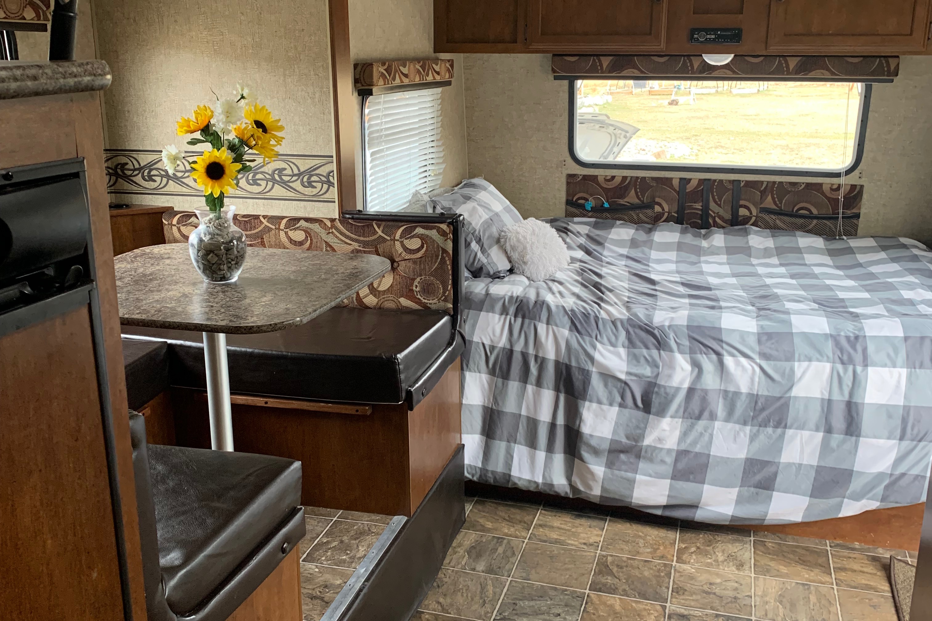 Priddis SUV Towable Family Travel Trailer