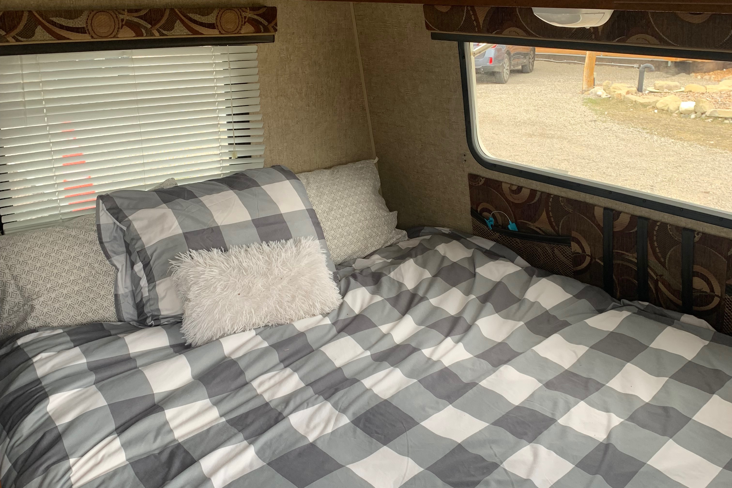 Priddis SUV Towable Family Travel Trailer