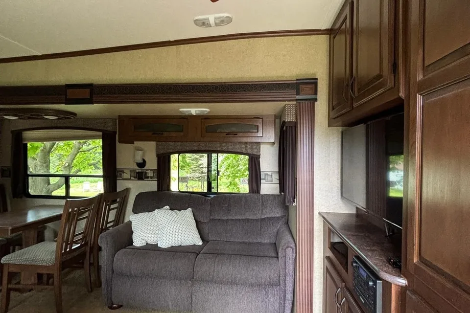 John's Jayco 28.5 RKDS Fifth Wheel