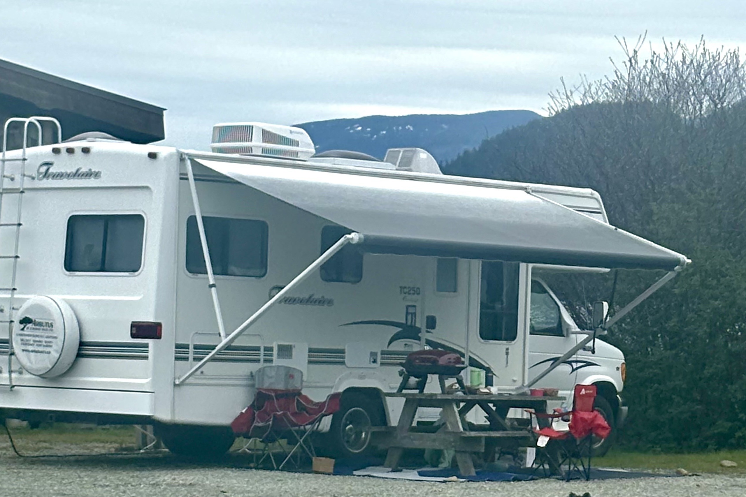 Island Wanderer Motorhome-Port Alberni Area Only Please