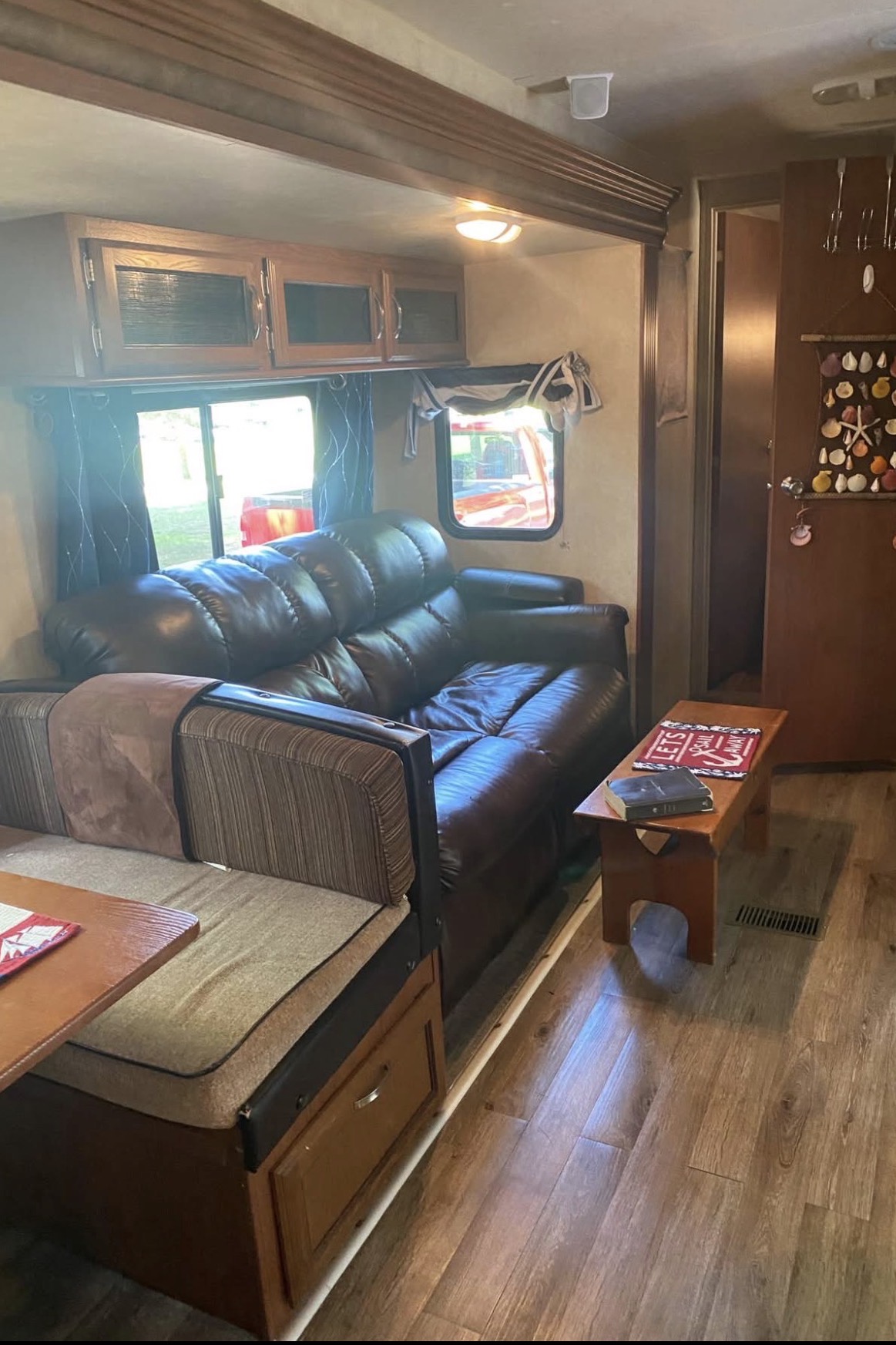 Fonzi’s Forest River Wildwood 31bkis Travel Trailer