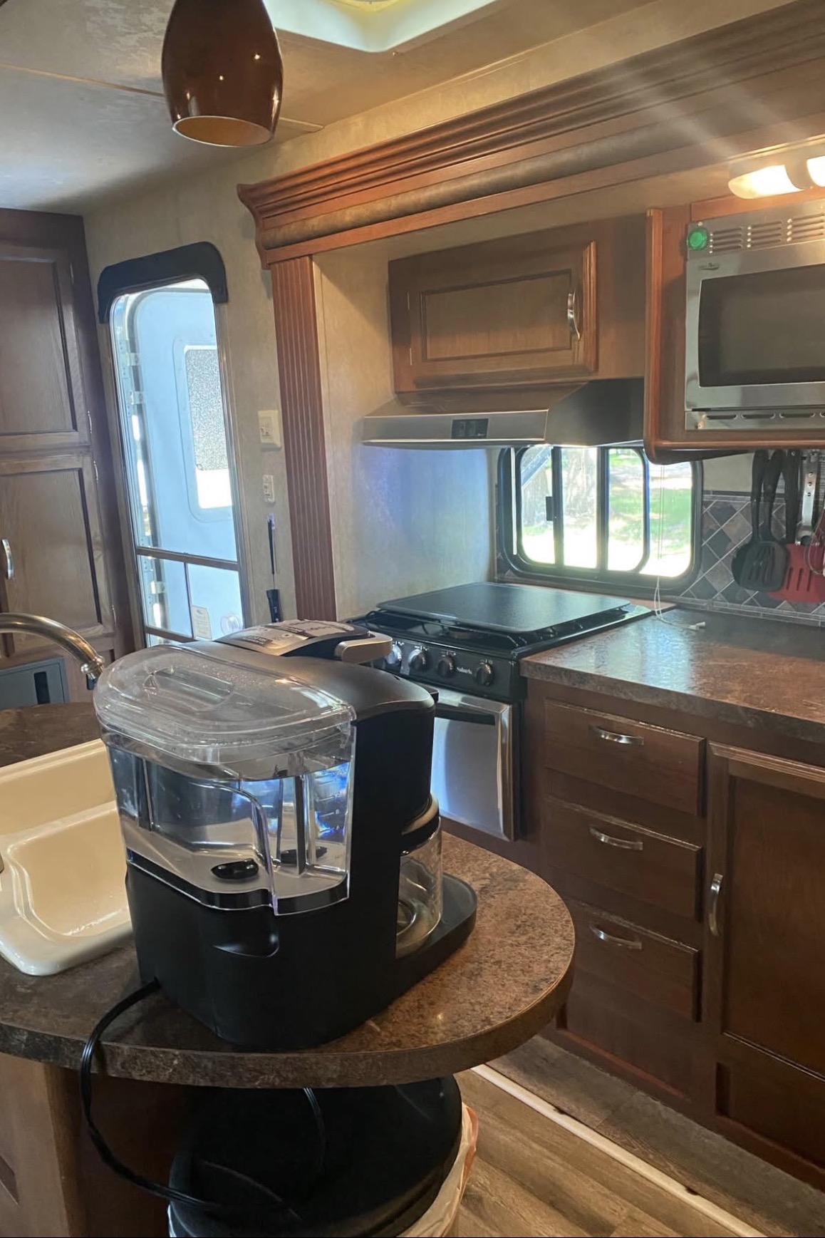 Fonzi’s Forest River Wildwood 31bkis Travel Trailer