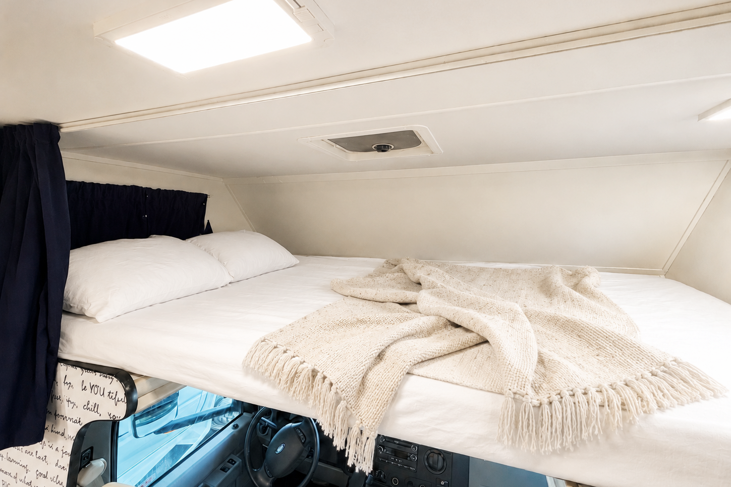 (#9) Class C Motorhome – Majestic 28A RV | Sleeps 8 | Unlimited Fun