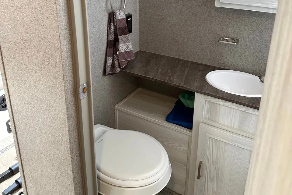 Forest River Rock wood Geo Pro G16BH Travel Trailer (NO DUNES)