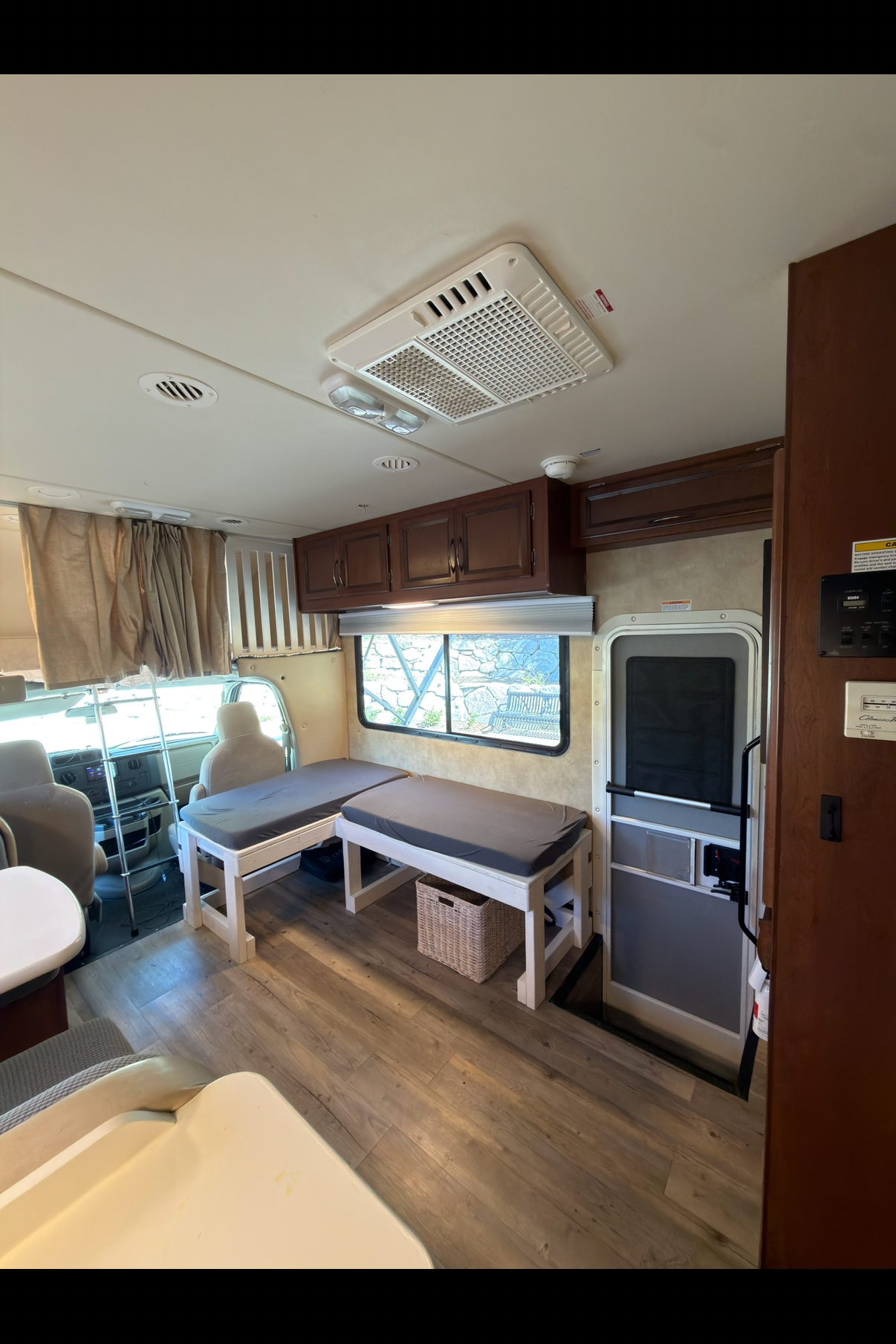 Family RV Thor Motor Coach Freedom Elite Class C