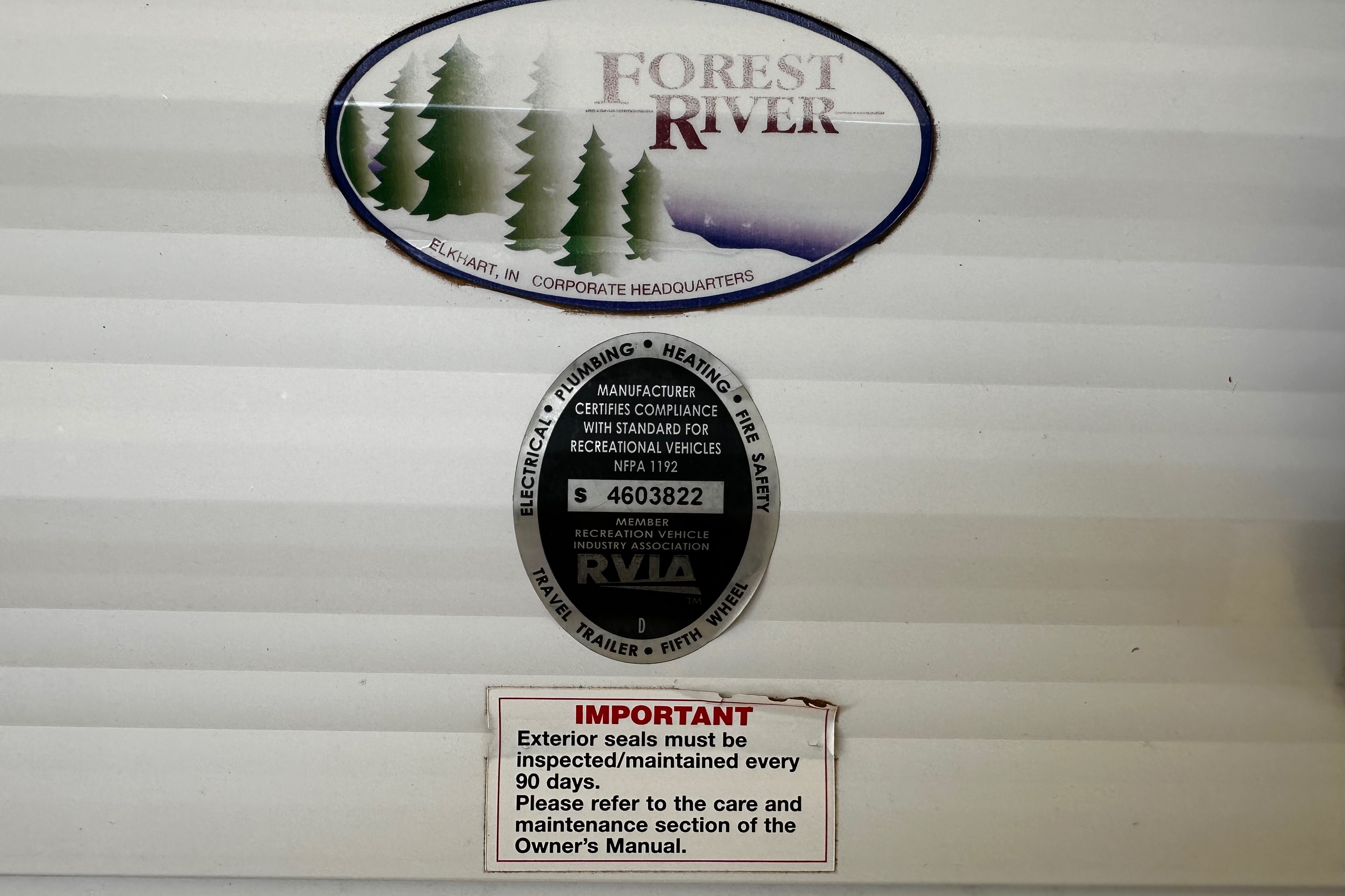 Jody's Forest River 201BHXL Travel Trailer