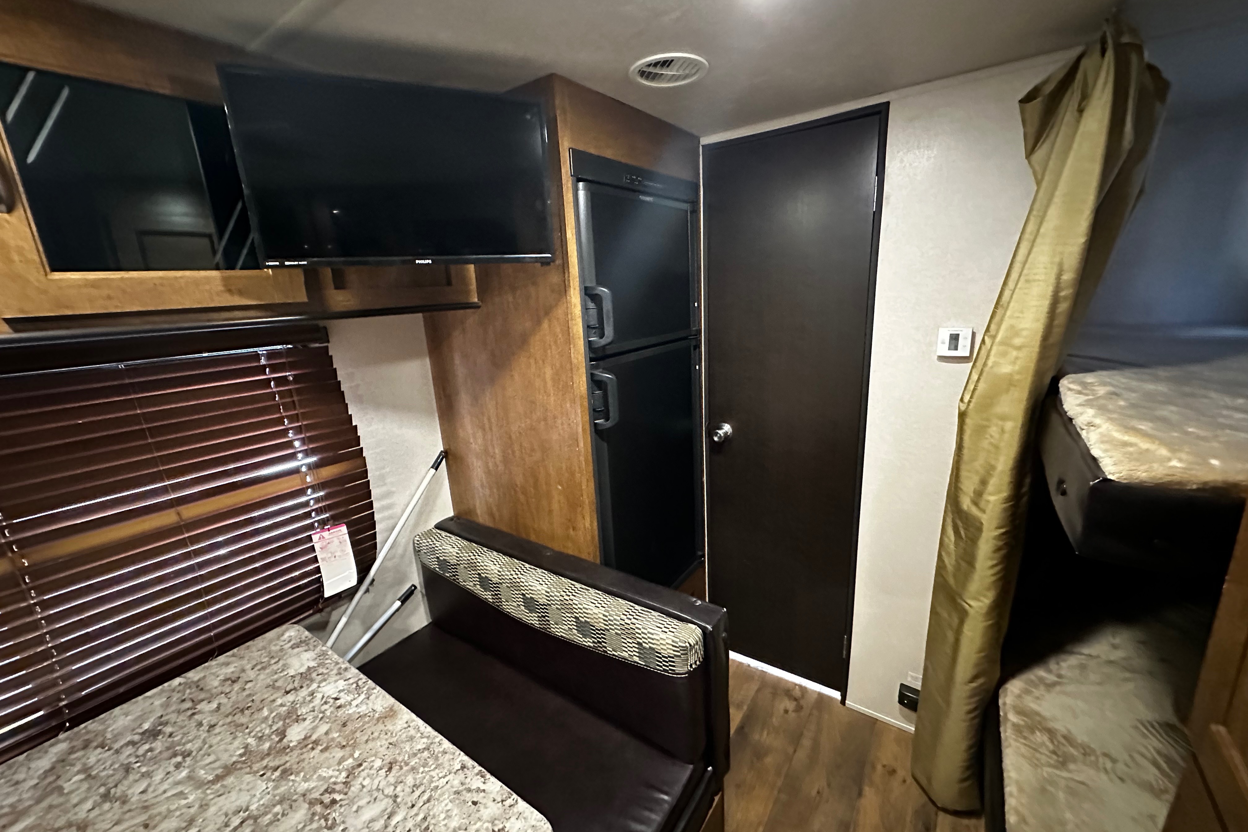 Jody's Forest River 201BHXL Travel Trailer