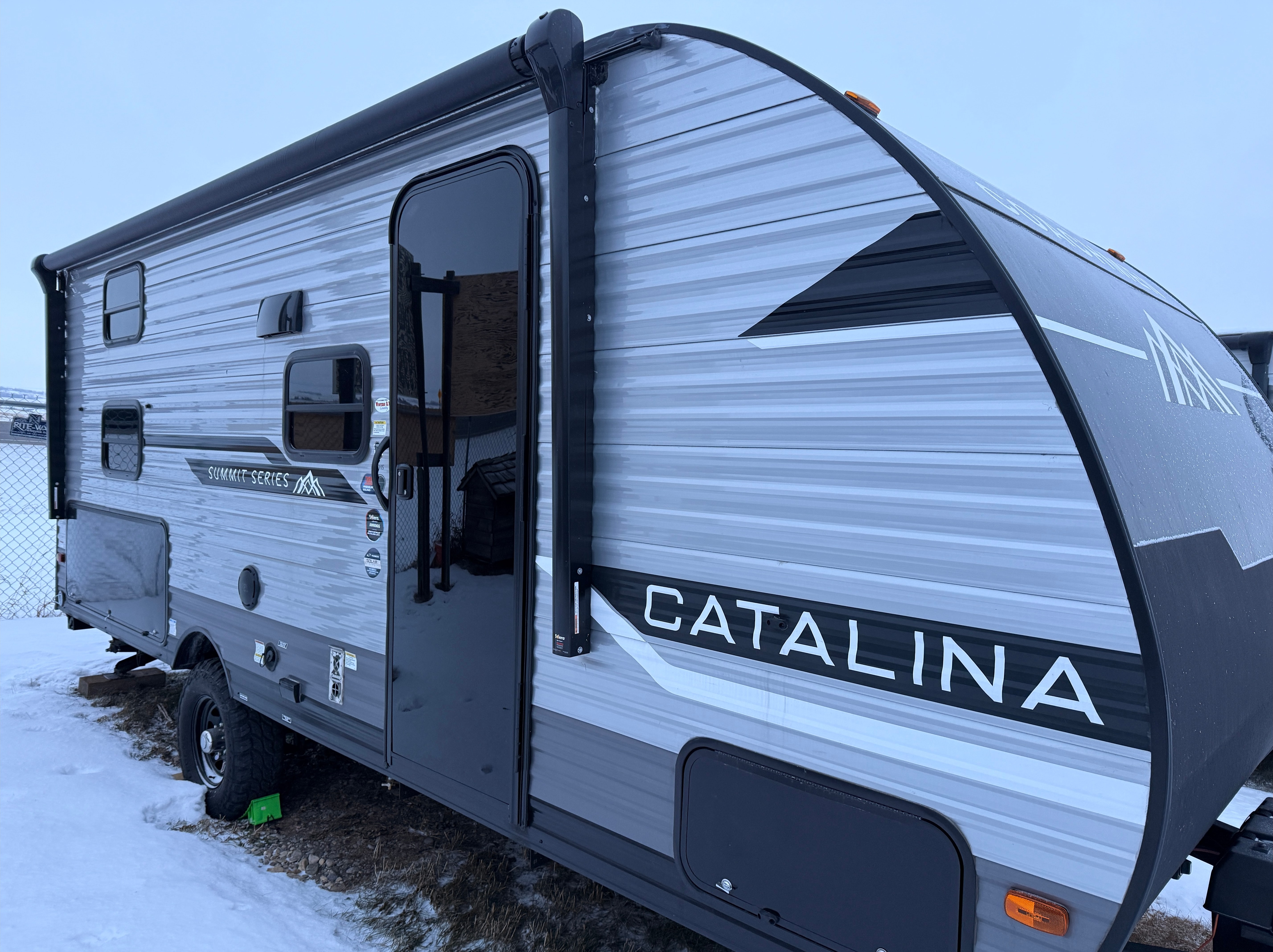 S&J's Coachmen CATALINA Travel Trailer