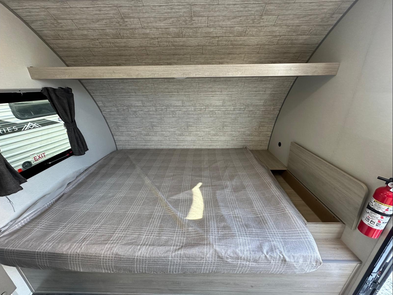 S&J's Coachmen CATALINA Travel Trailer