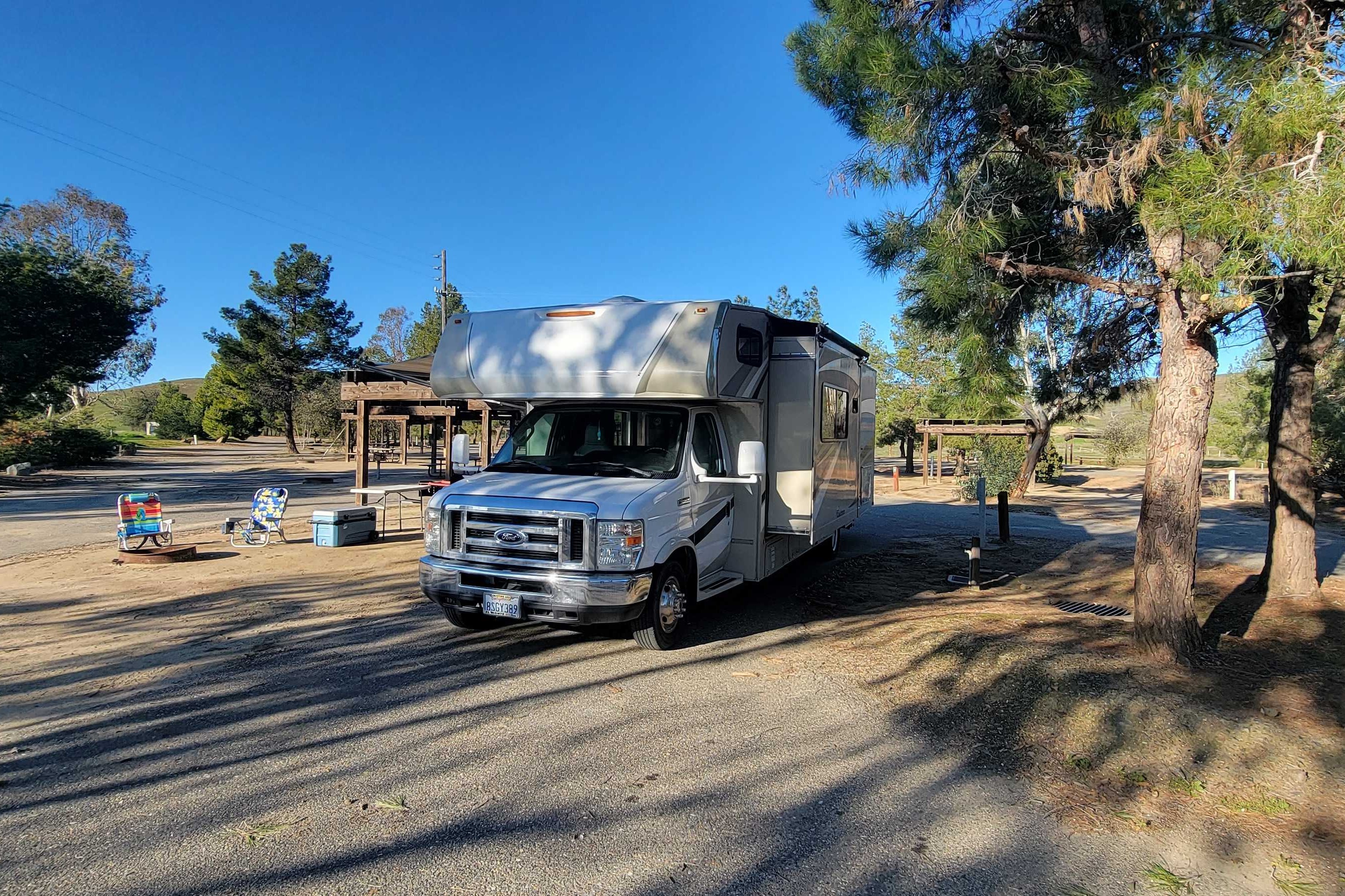 ***THE MOOSE*** '17 Coachmen SLEEPS 10!!!