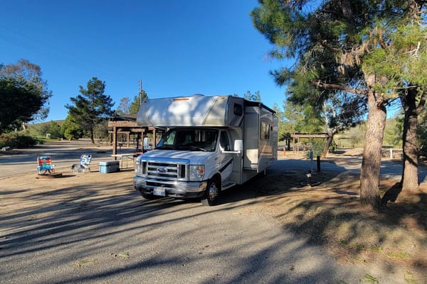 ***THE MOOSE*** '17 Coachmen SLEEPS 10!!!