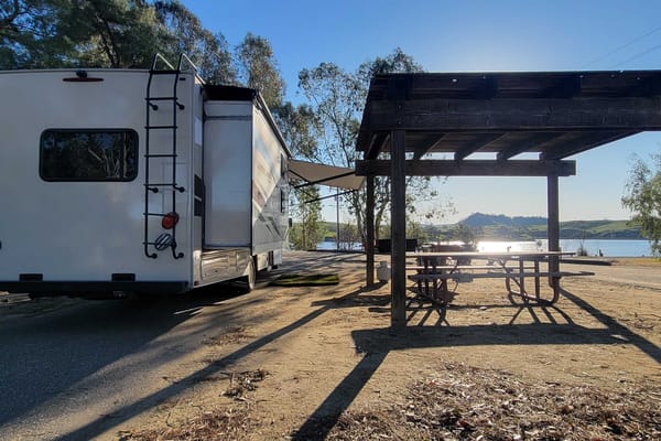 ***THE MOOSE*** '17 Coachmen SLEEPS 10!!!