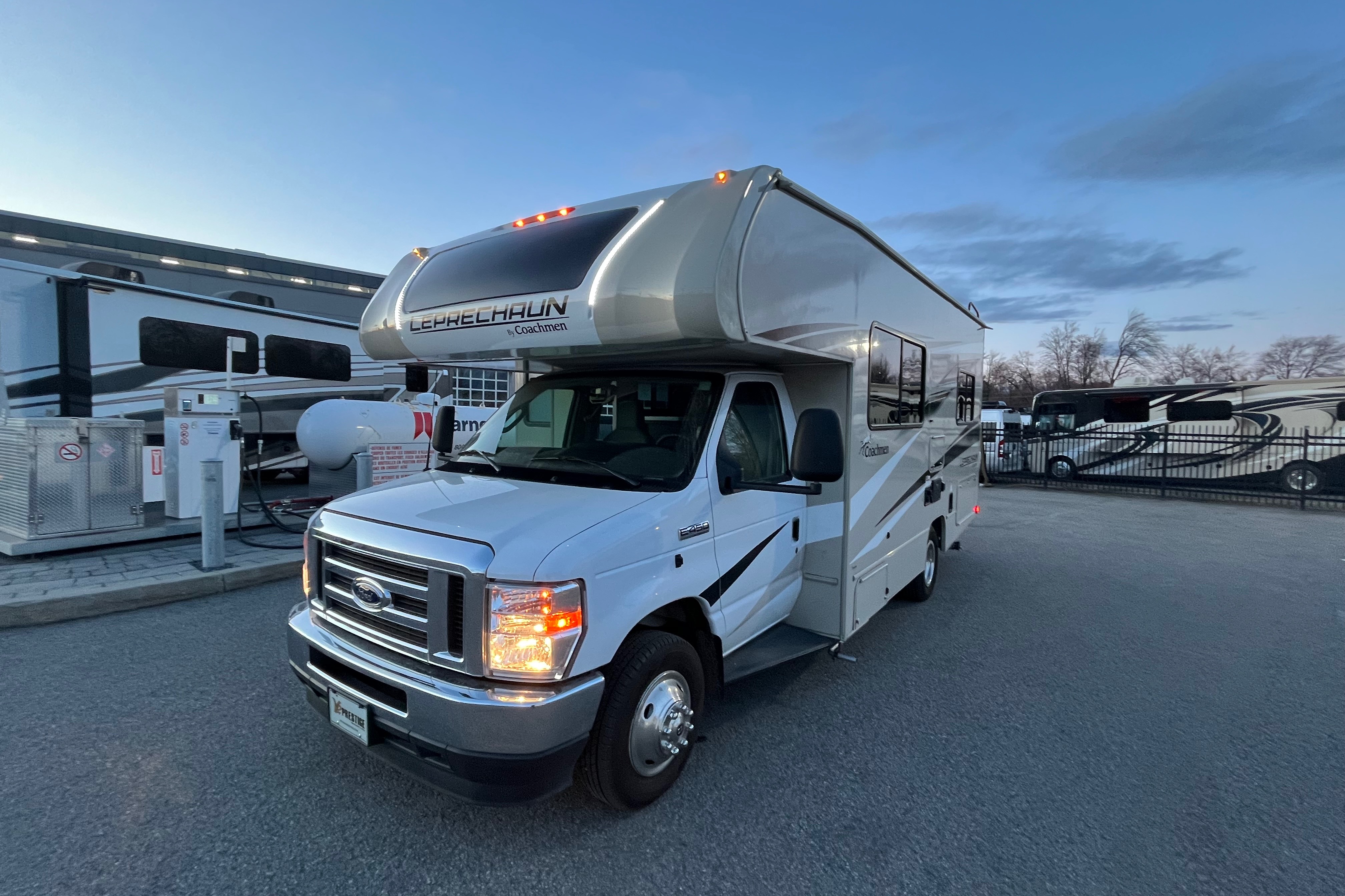Martin Coachmen 2023 Leprechaun 220xg Classe C