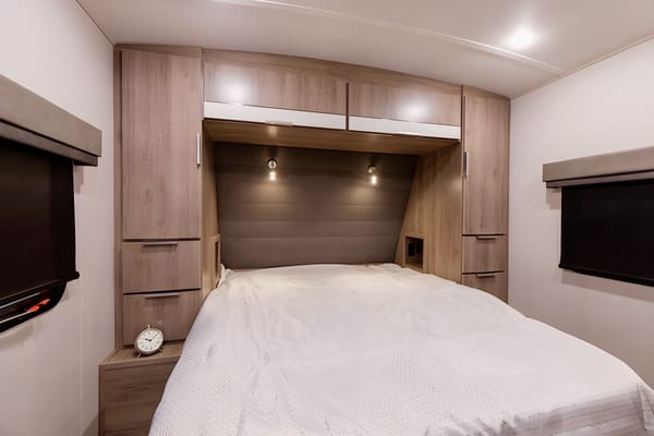 WOW! Grand Design Imagine 3100D Travel Trailer
