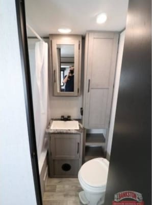 Kodiak AirBNB on Wheels