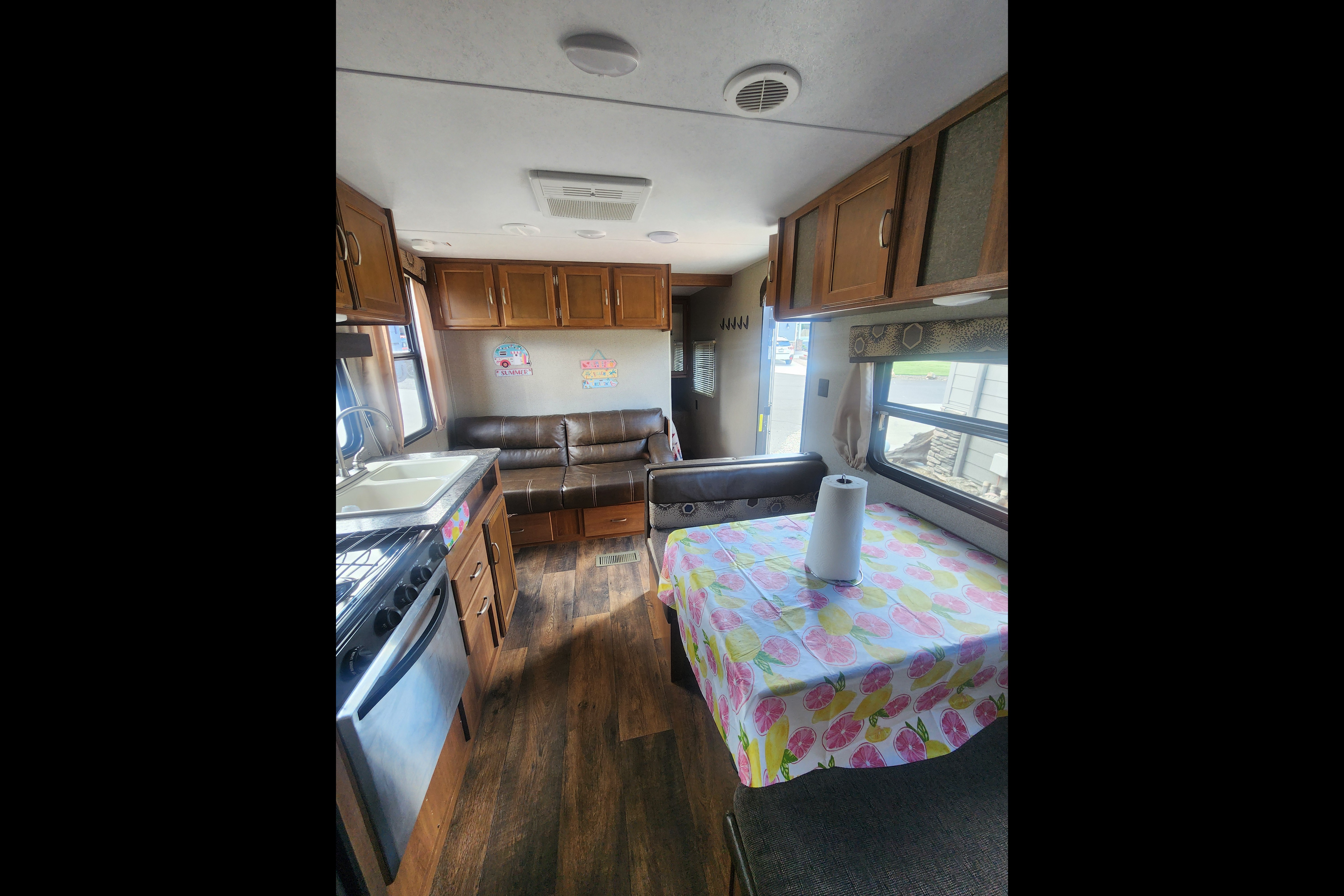Comfy Camper! 28ft 2018 Keystone Springdale