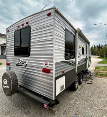 Monique's Crossroads Z1 Travel Trailer