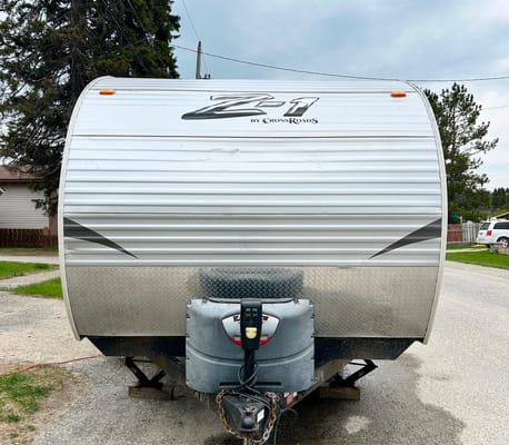 Monique's Crossroads Z1 Travel Trailer