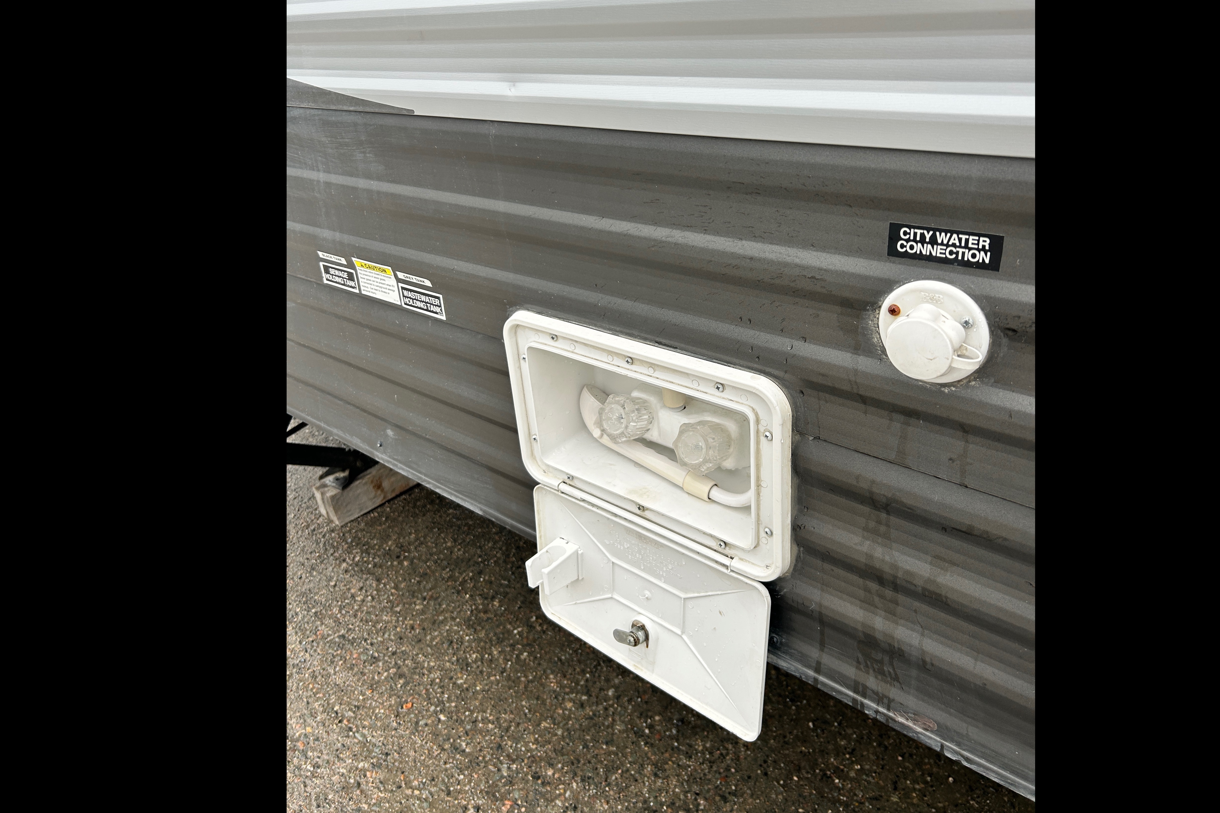 Monique's Crossroads Z1 Travel Trailer