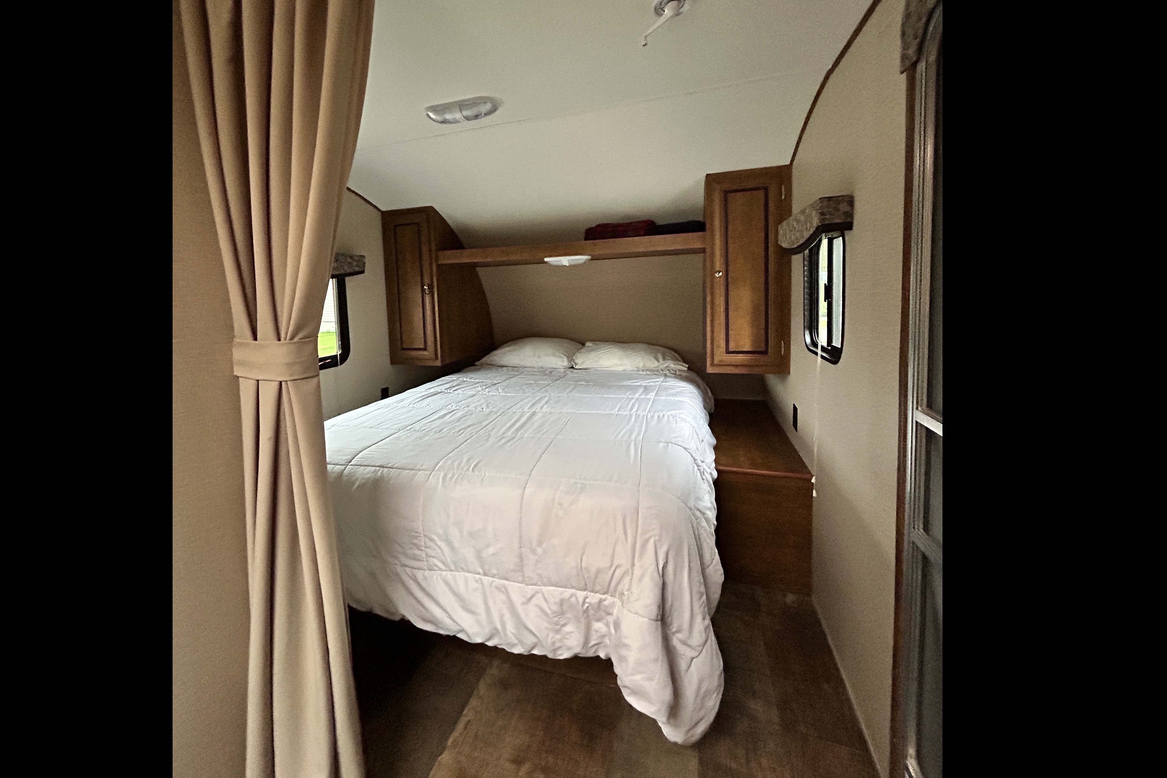 Monique's Crossroads Z1 Travel Trailer