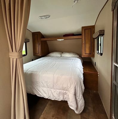 Monique's Crossroads Z1 Travel Trailer
