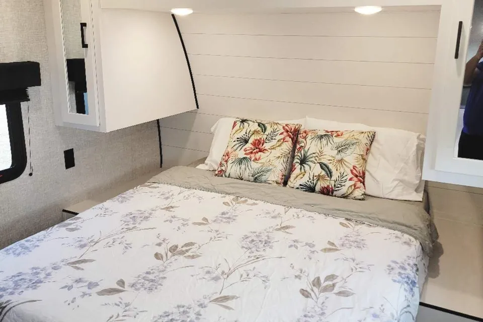 Brand New 2024 Jayco JAY Flight SLX 260BH Bunkhouse