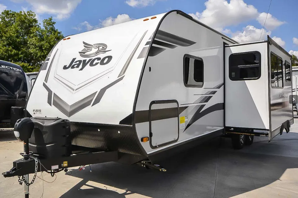 Felix's Jayco Jay Feather 25RB Travel Trailer