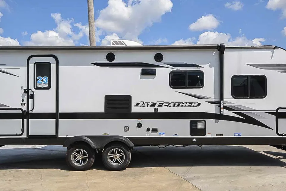 Felix's Jayco Jay Feather 25RB Travel Trailer