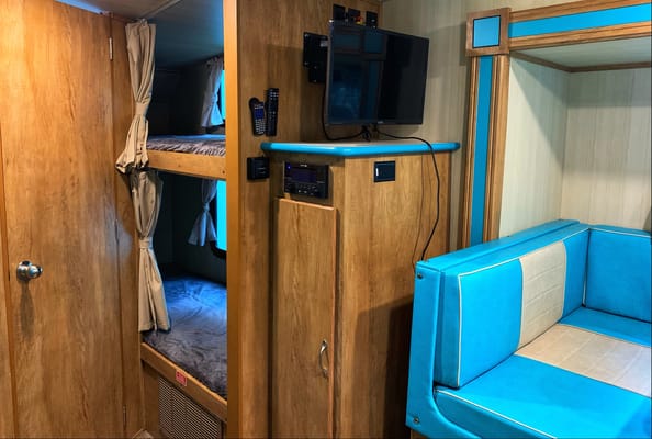 Vintage cruiser 23bhs