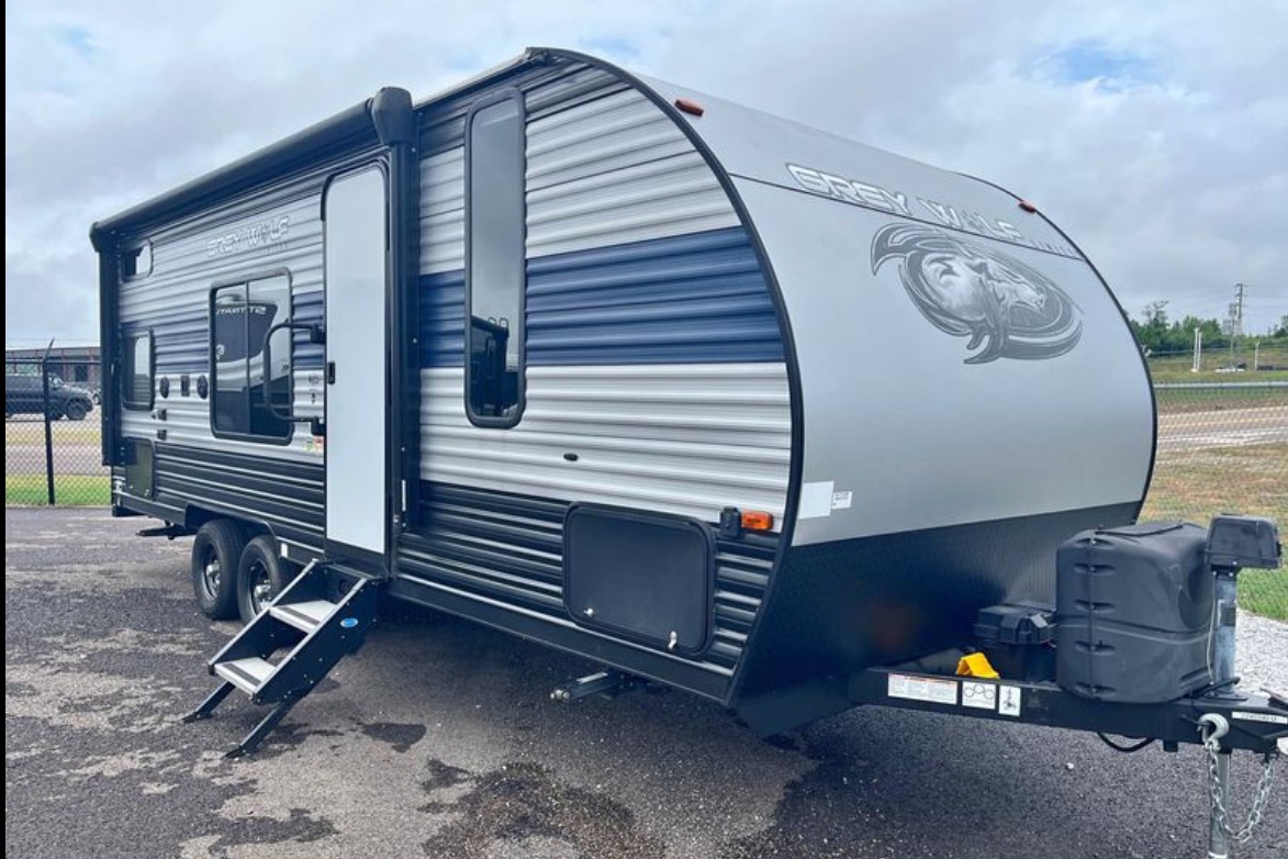 2021 Forest River 22MKSE — Delivered & Set Up! Sleeps 6, Full Kitchen & Bath, Family-Friendly Camper!!
