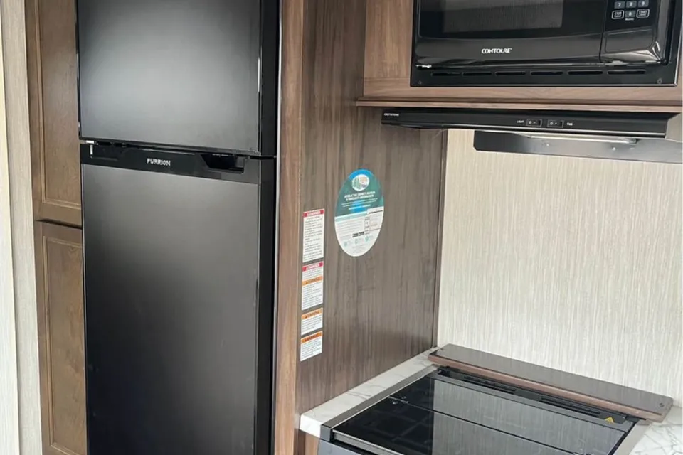 2021 Forest River 22MKSE — Delivered & Set Up! Sleeps 6, Full Kitchen & Bath, Family-Friendly Camper!!