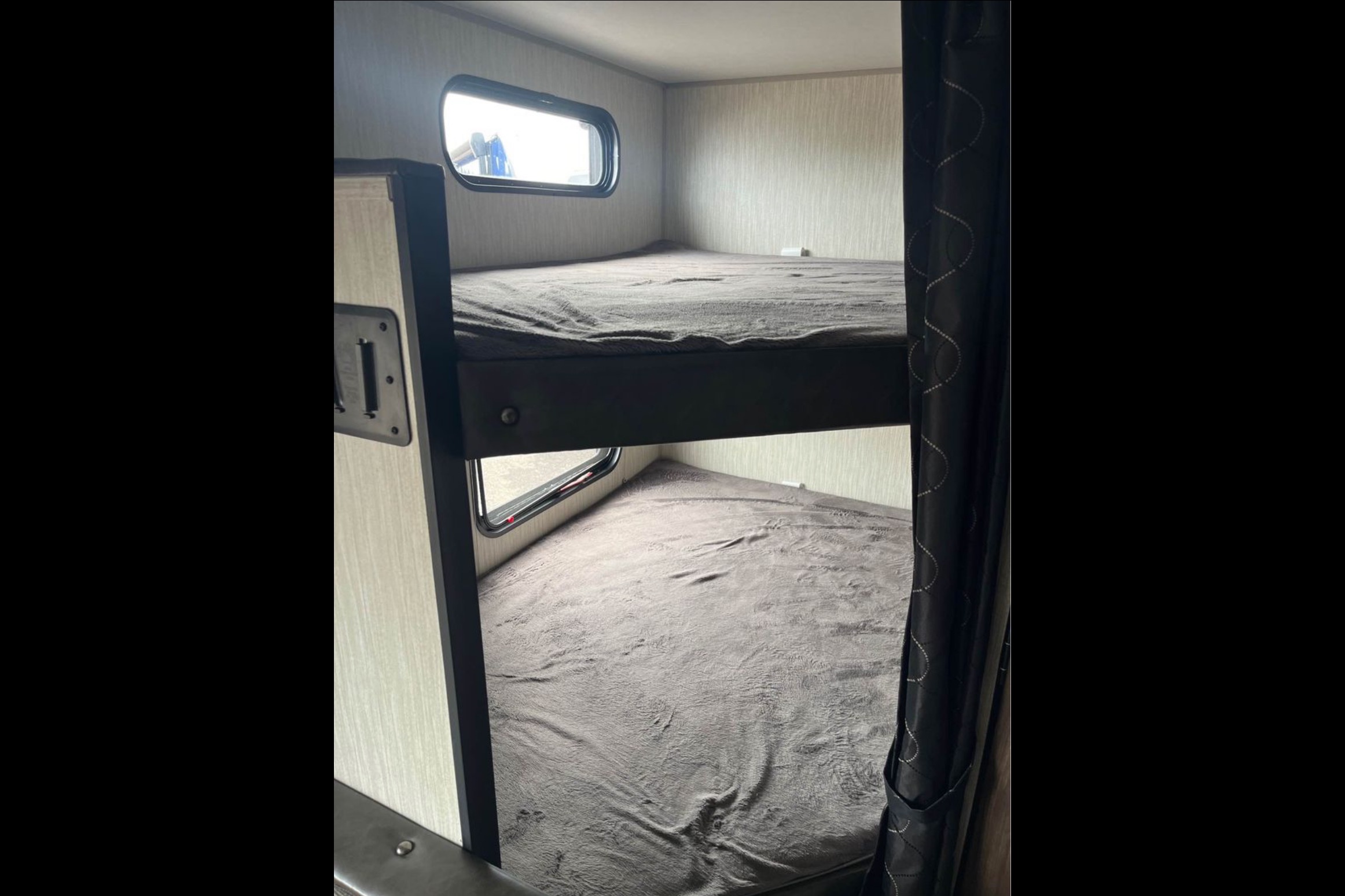 2021 Forest River 22MKSE — Delivered & Set Up! Sleeps 6, Full Kitchen & Bath, Family-Friendly Camper!!