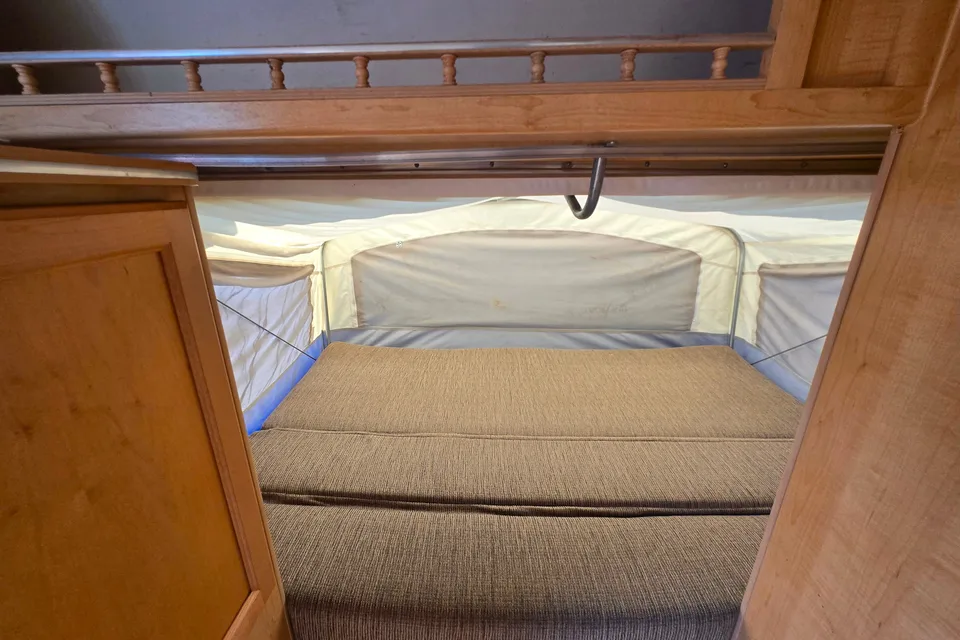 Trail Lite Bantam F18 Flier Travel hybridTrailer