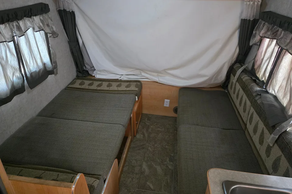 Trail Lite Bantam F18 Flier Travel hybridTrailer