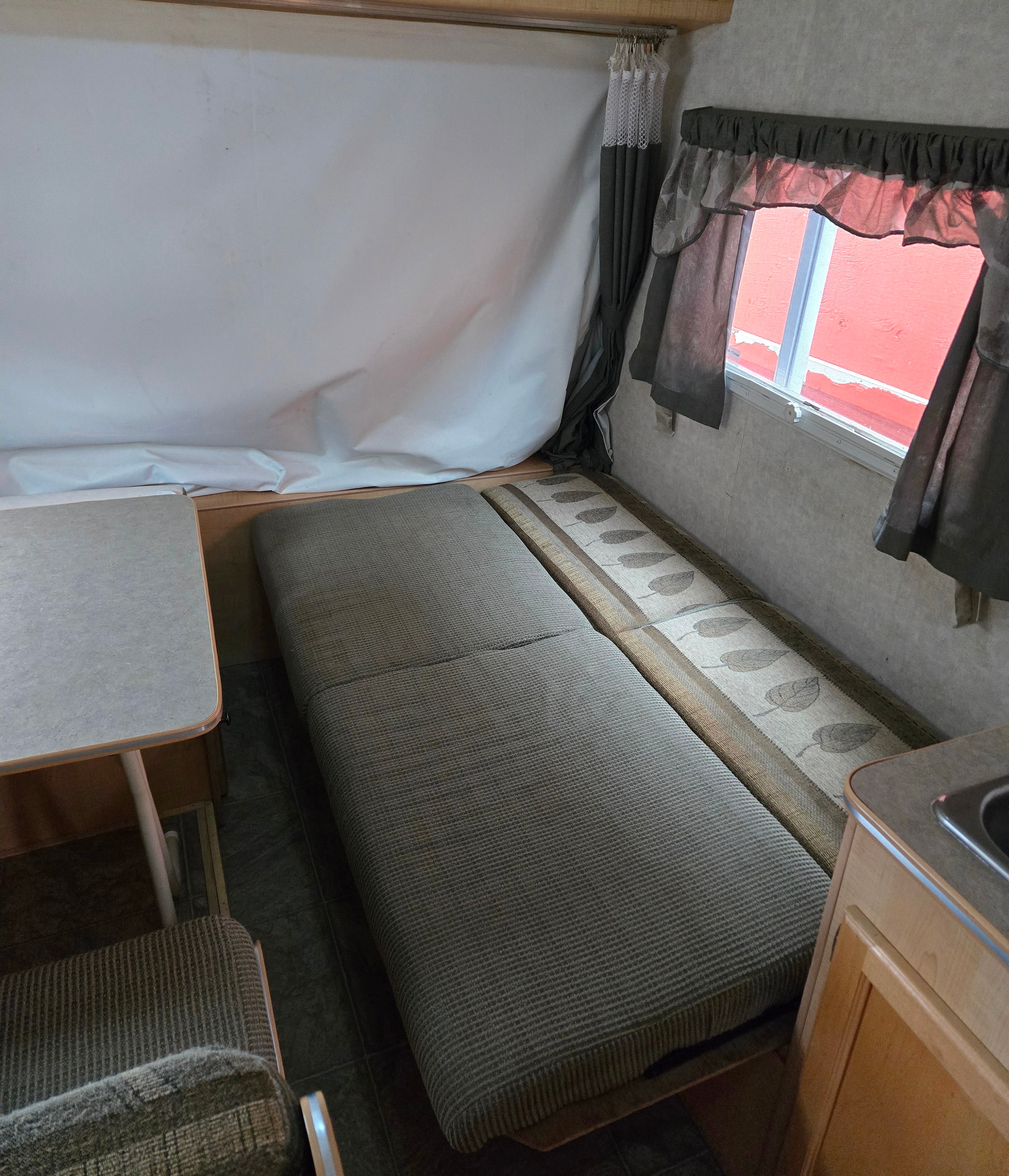 Trail Lite Bantam F18 Flier Travel  hybridTrailer