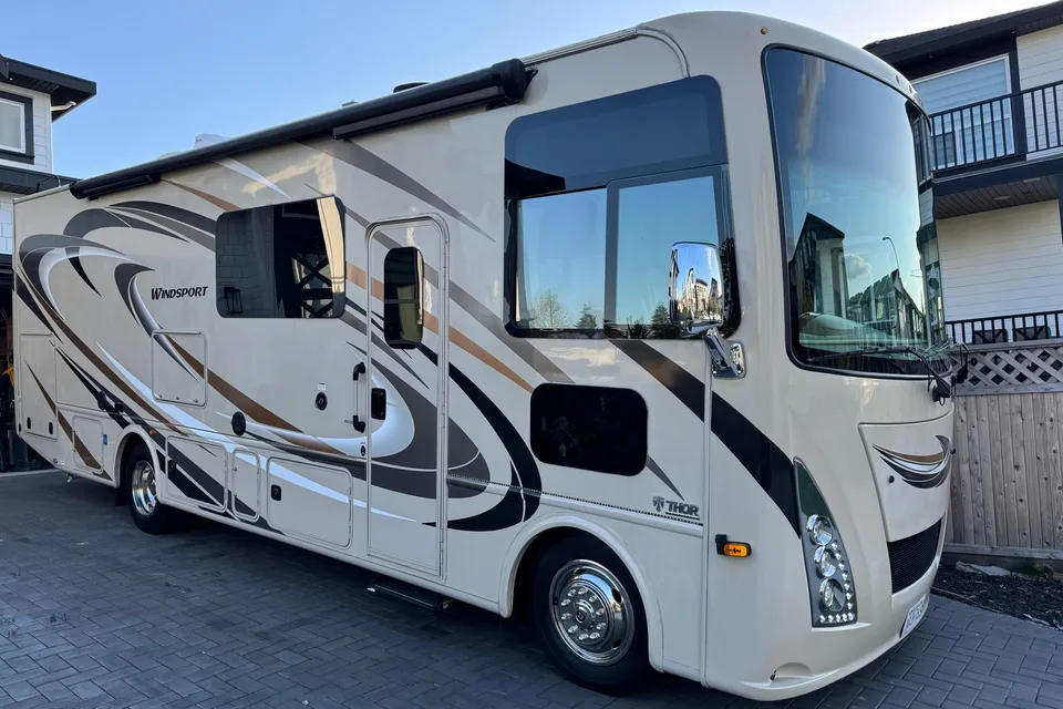 Thor Motor Coach Wind Sport 29M Class A